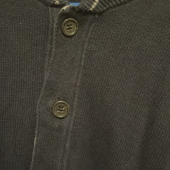 Navy blue. 100% cotton cardigan sweater. Gray detail along buttons and collar - Picture 6 of 7